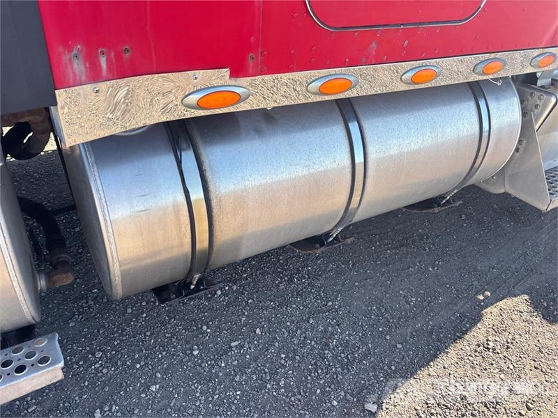 Kenworth T800 Vetopöytäautot
