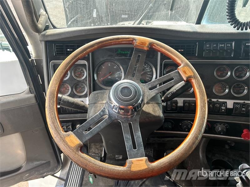Kenworth T800 Prime Movers