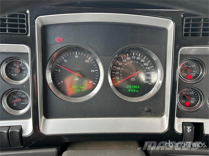 Kenworth T800 Kabine i unutrašnjost