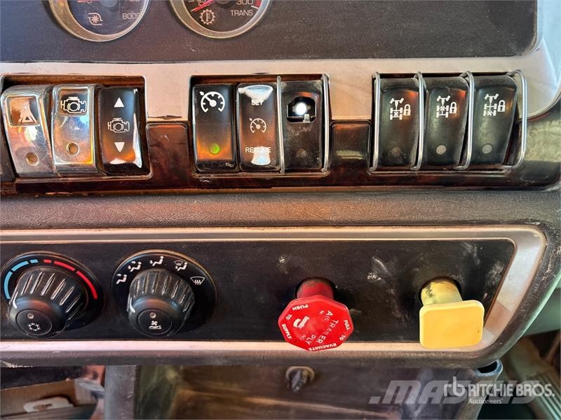 Kenworth T800 وحدات الجر