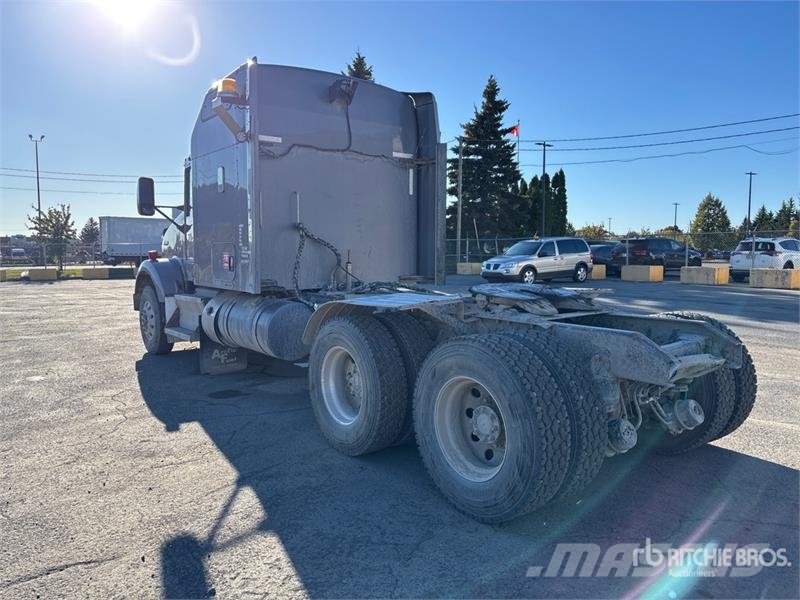 Kenworth T800 وحدات الجر