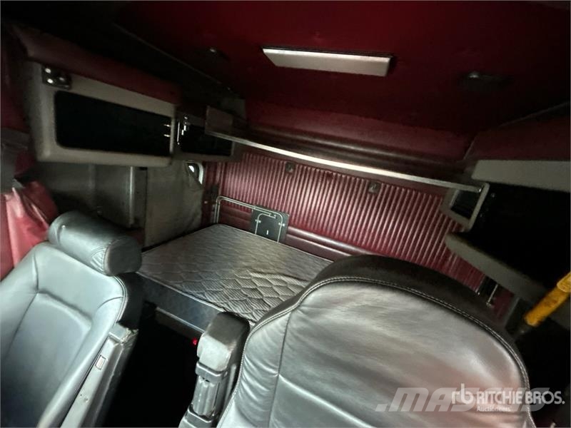 Kenworth T800 وحدات الجر