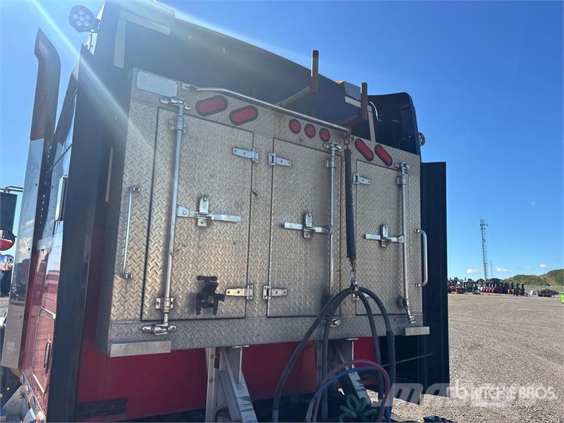 Kenworth T800 Vetopöytäautot