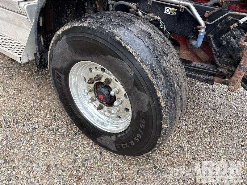 Kenworth T800 Tipper trucks