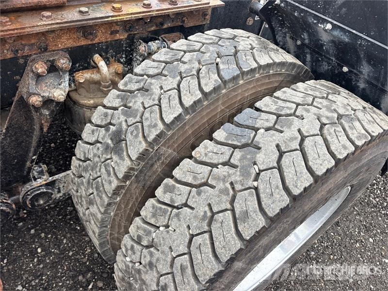 Kenworth T800 Trekkers