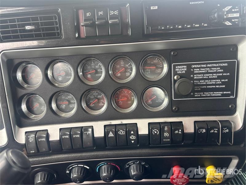 Kenworth T800 Prime Movers