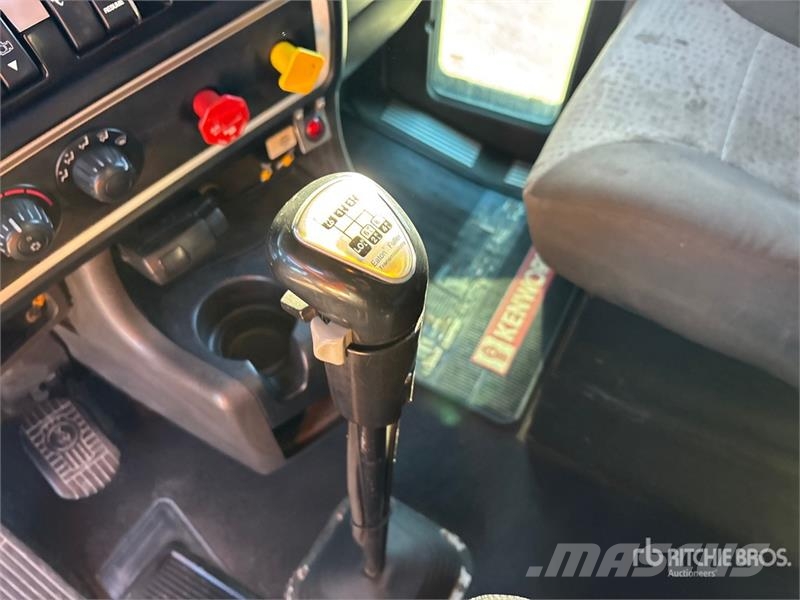 Kenworth T800 Tractor Units
