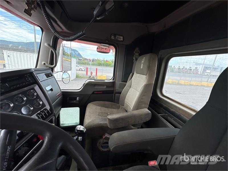 Kenworth T800 Vetopöytäautot