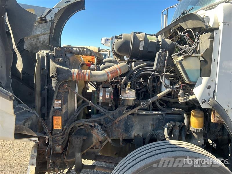 Kenworth T800 Тягачі
