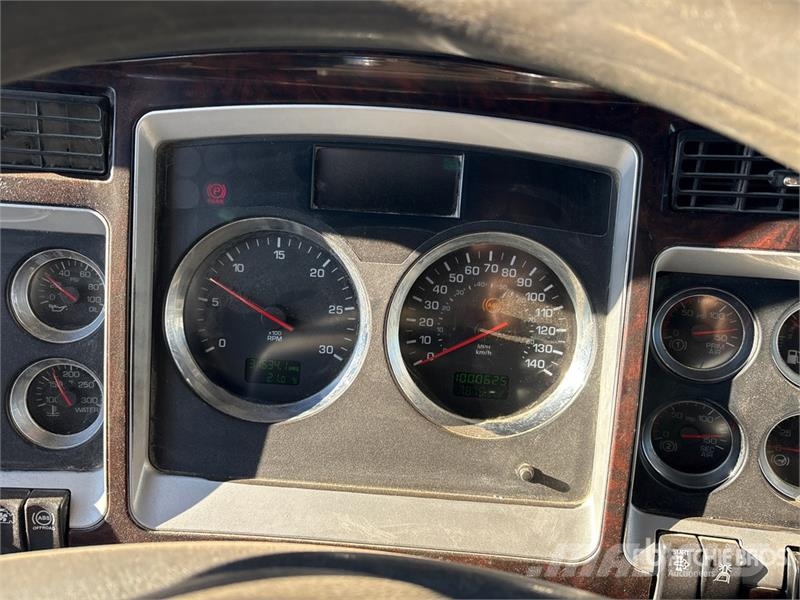 Kenworth T800 Tractor Units