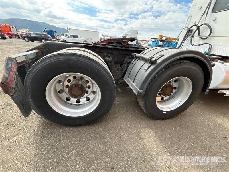 Kenworth T800 牵引车