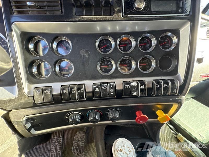 Kenworth T800 Trekkers
