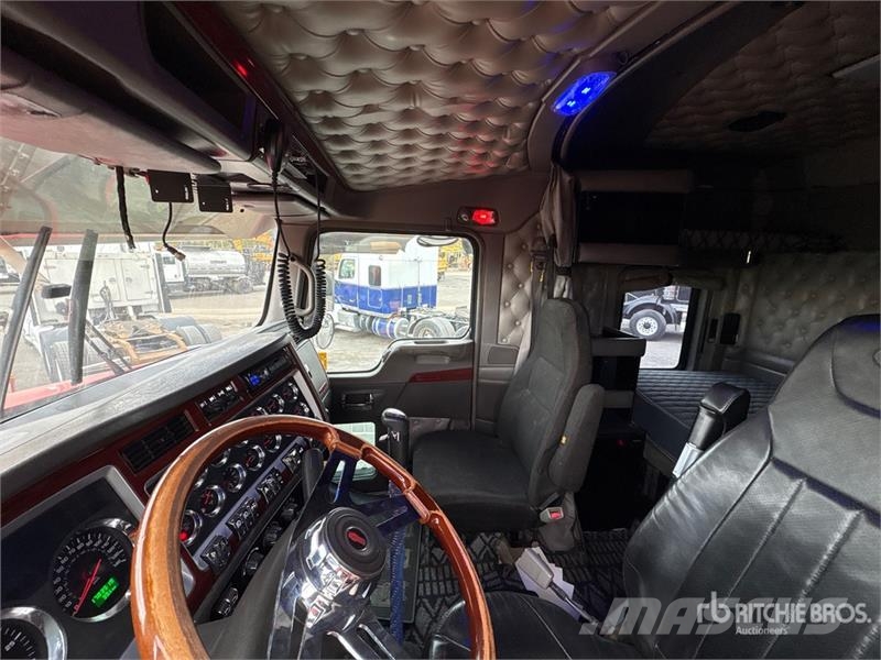 Kenworth T800 Vilcēji