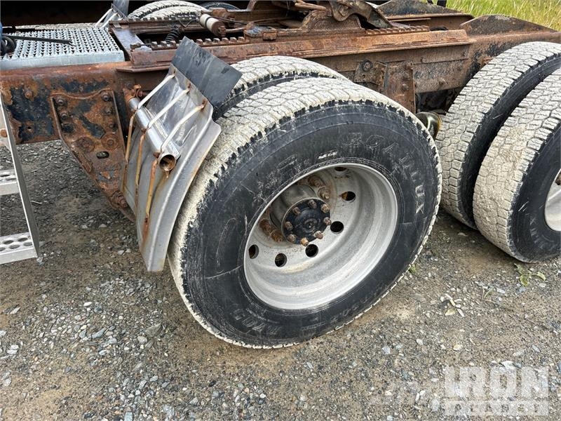 Kenworth T800 Vetopöytäautot
