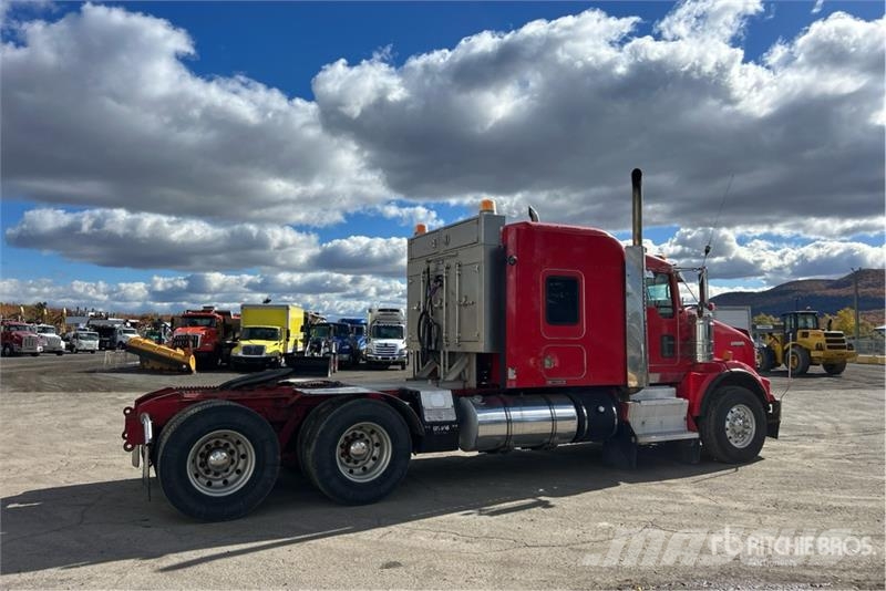Kenworth T800 وحدات الجر