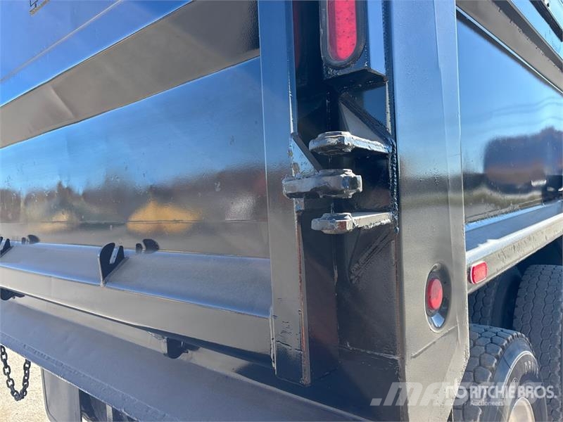 Kenworth T800 Pašizgāzējs