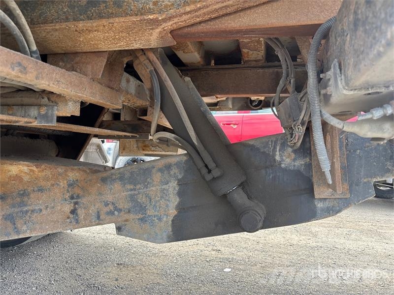 Kenworth T800 Flatbed / Dropside trucks