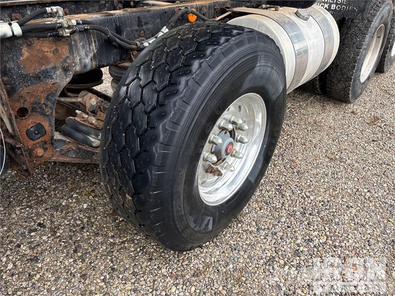Kenworth T800 Tipper trucks