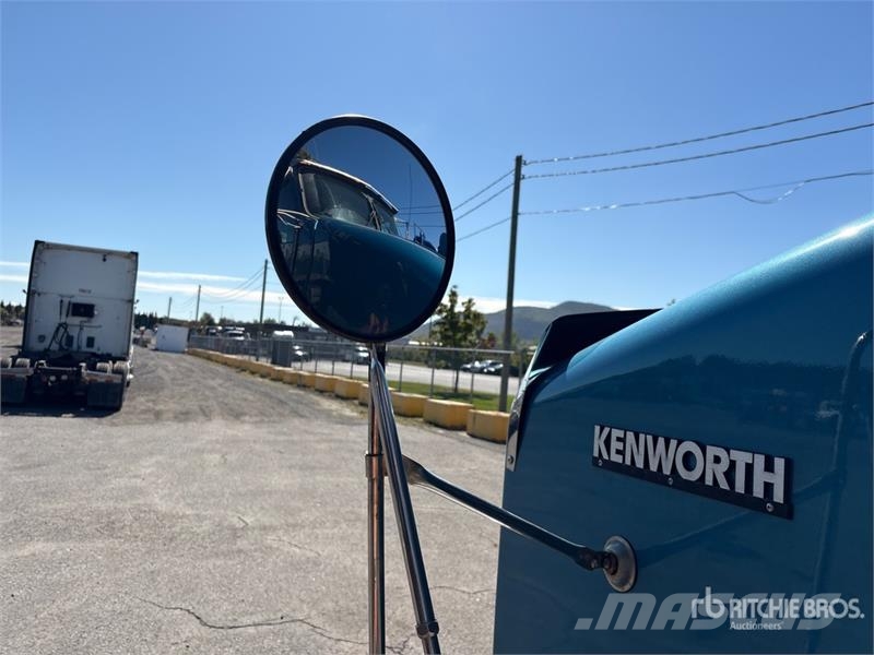 Kenworth T800 牵引车