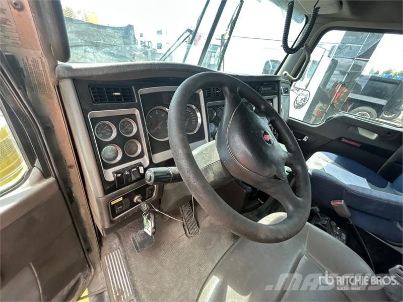 Kenworth T800 Vetopöytäautot