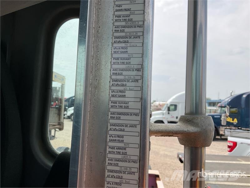 Kenworth T800 Cabins and interior