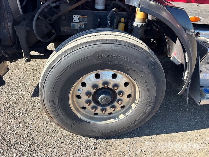 Kenworth T800 Vetopöytäautot