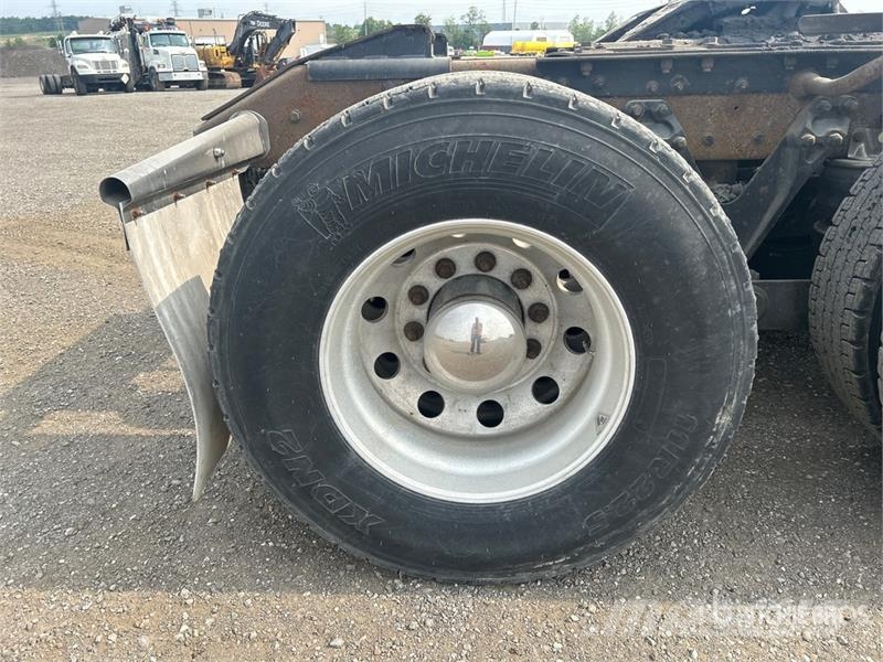 Kenworth T800 Prime Movers