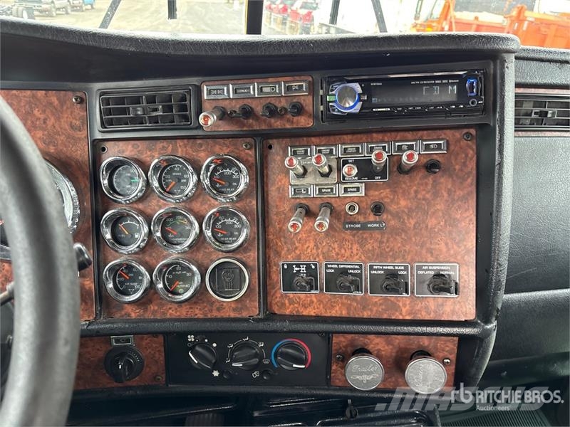 Kenworth T800 Puksiirid