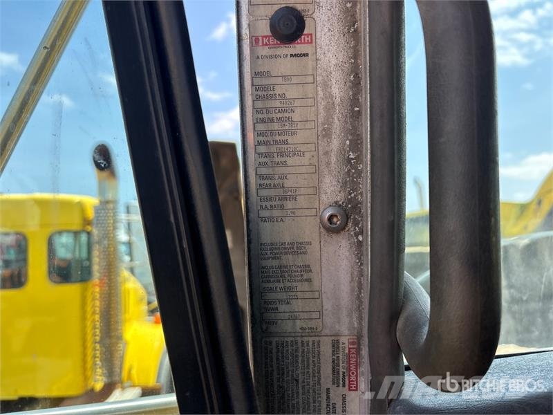 Kenworth T800 6x4 Cab and Chassis (Inoperable) Cabine en interieur