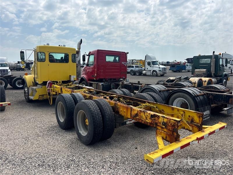 Kenworth T800 6x4 Cab and Chassis (Inoperable) Kabinen