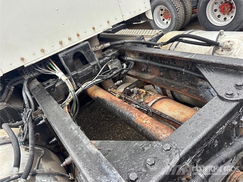 Kenworth T800 6x4 Cab and Chassis Kabine i unutrašnjost