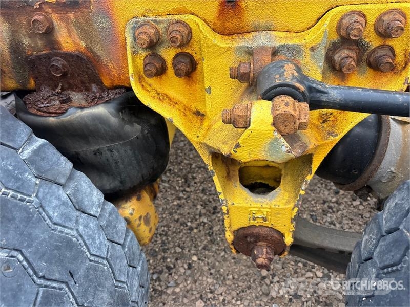 Kenworth T800 6x4 Cab and Chassis (Inoperable) Kabinen
