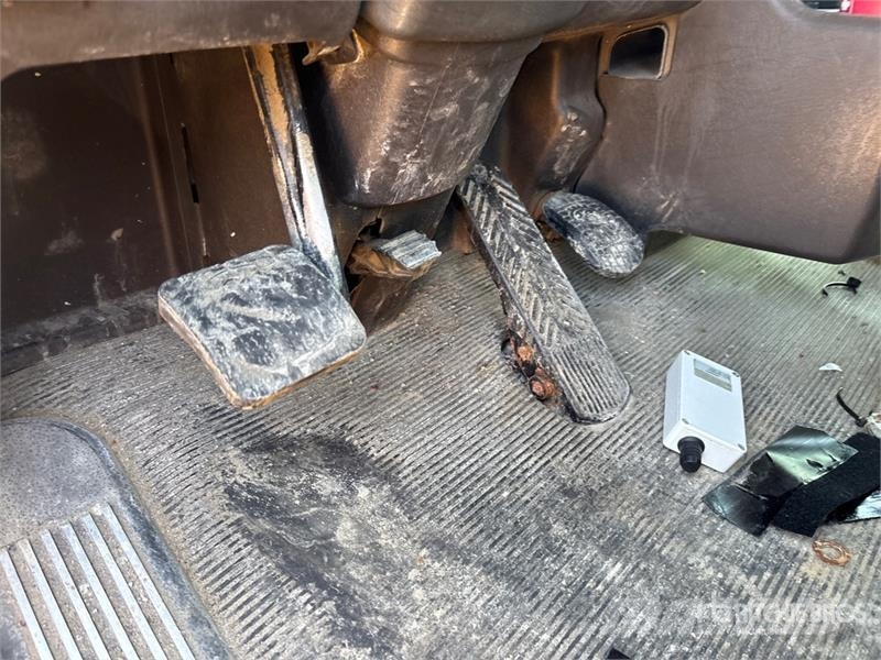 Kenworth T800 6x4 Cab and Chassis (Inoperable) Cabine en interieur