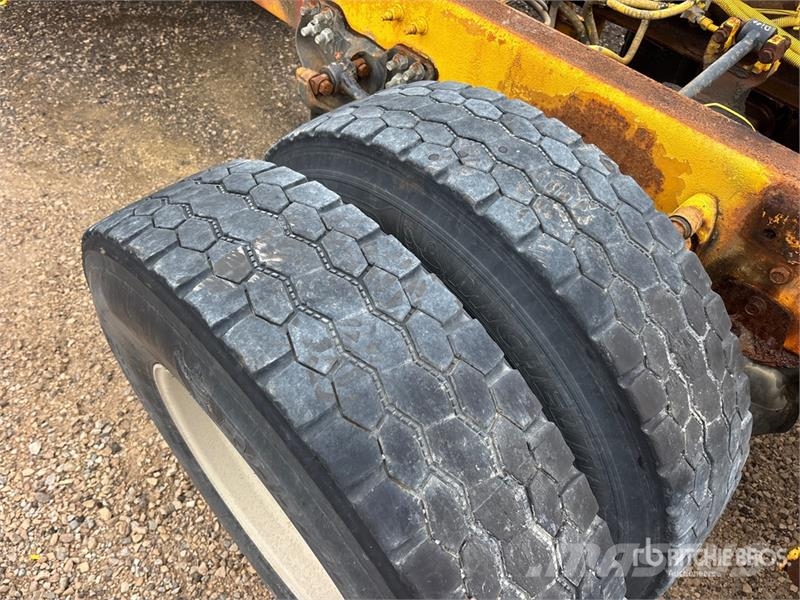 Kenworth T800 6x4 Cab and Chassis (Inoperable) Kabinen
