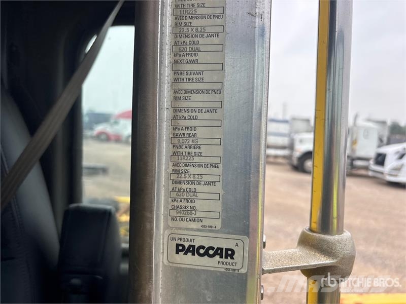 Kenworth T800 6x4 Cab and Chassis (Inoperable) Kabinen