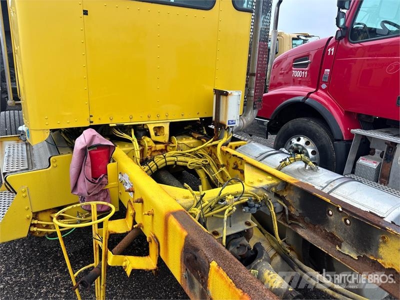 Kenworth T800 6x4 Cab and Chassis (Inoperable) Kabinen