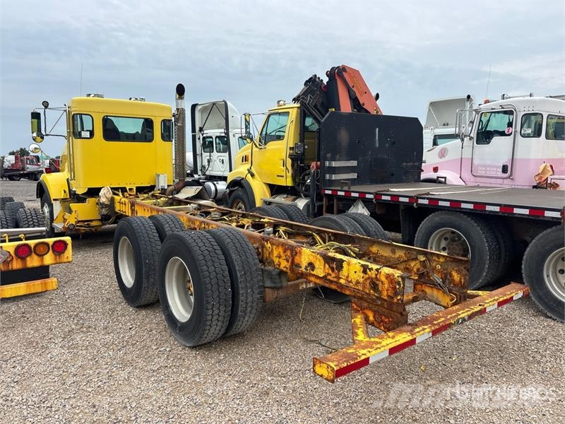 Kenworth T800 6x4 Cab and Chassis (Inoperable) Cabine en interieur