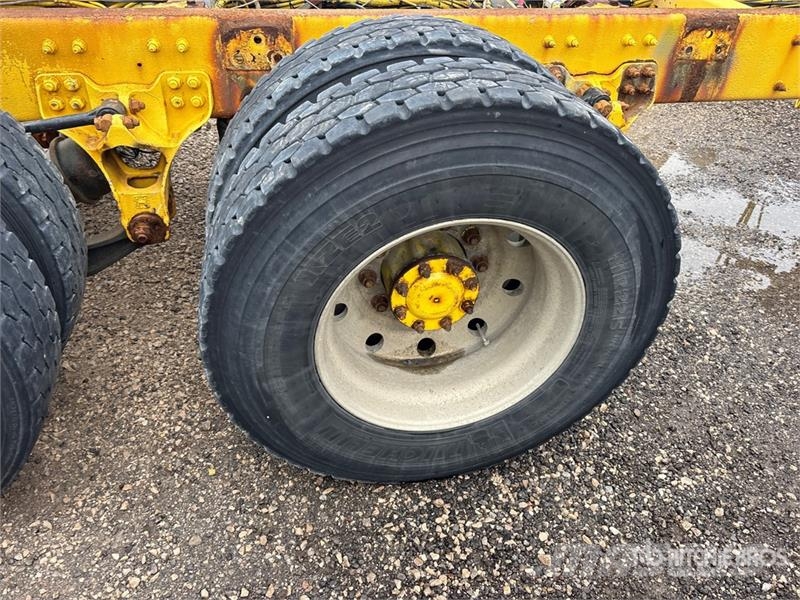Kenworth T800 6x4 Cab and Chassis (Inoperable) Kabinen