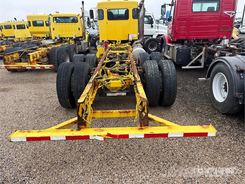 Kenworth T800 6x4 Cab and Chassis (Inoperable) Kabinen