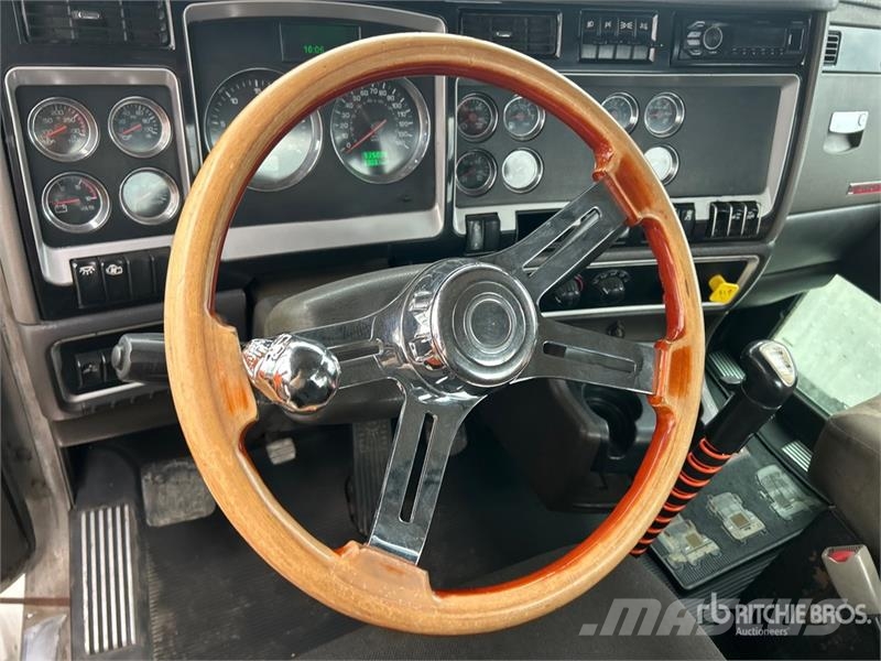 Kenworth T800 6x4 Rollback Truck (Inoperable) Vlečna vozila za tovornjake