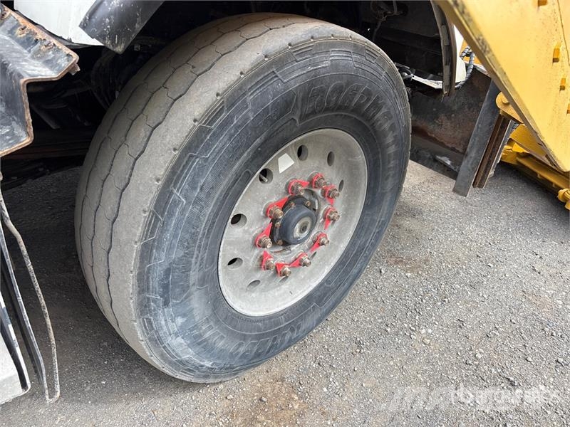 Kenworth T800 6x4 Snow Plow Truck Vehículos - Taller