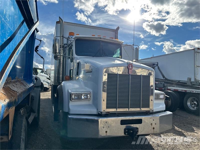 Kenworth T800 6x4 Van Truck Furgons
