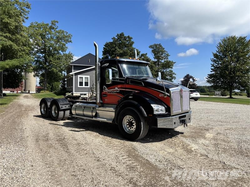 Kenworth T880 Prime Movers