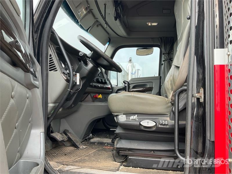 Kenworth T880 Prime Movers