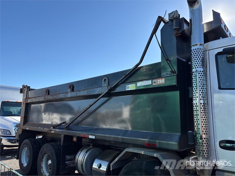 Kenworth T880 Camiones bañeras basculantes o volquetes
