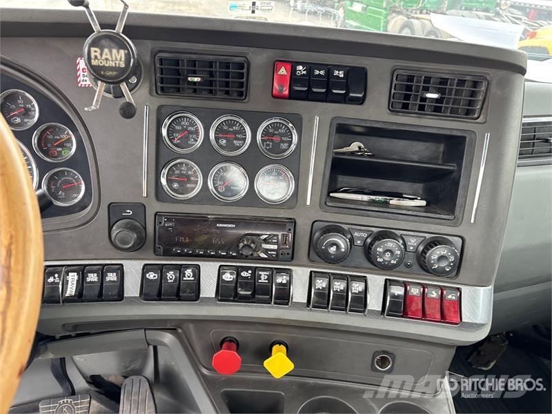 Kenworth T880 Vlačilci