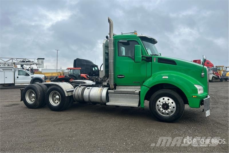 Kenworth T880 Trekkers