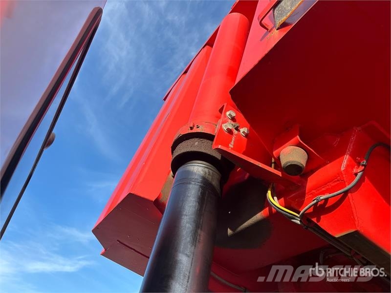 Kenworth T880 傾卸式卡車
