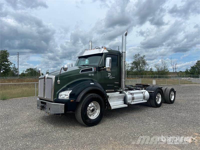 Kenworth T880 Vetopöytäautot