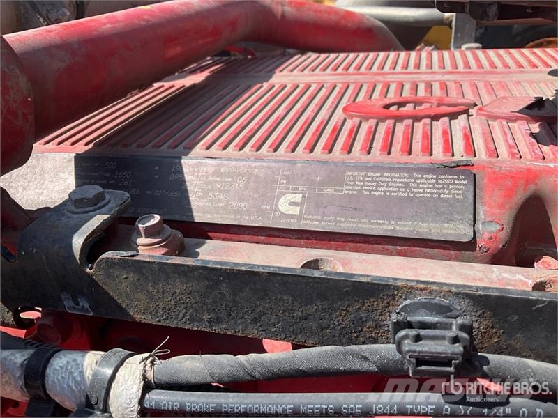 Kenworth T880 Vetopöytäautot